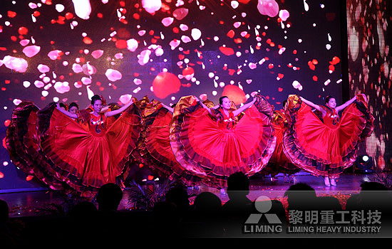 黎明重工科技-荣耀黎明开启甲午马年奔腾模式